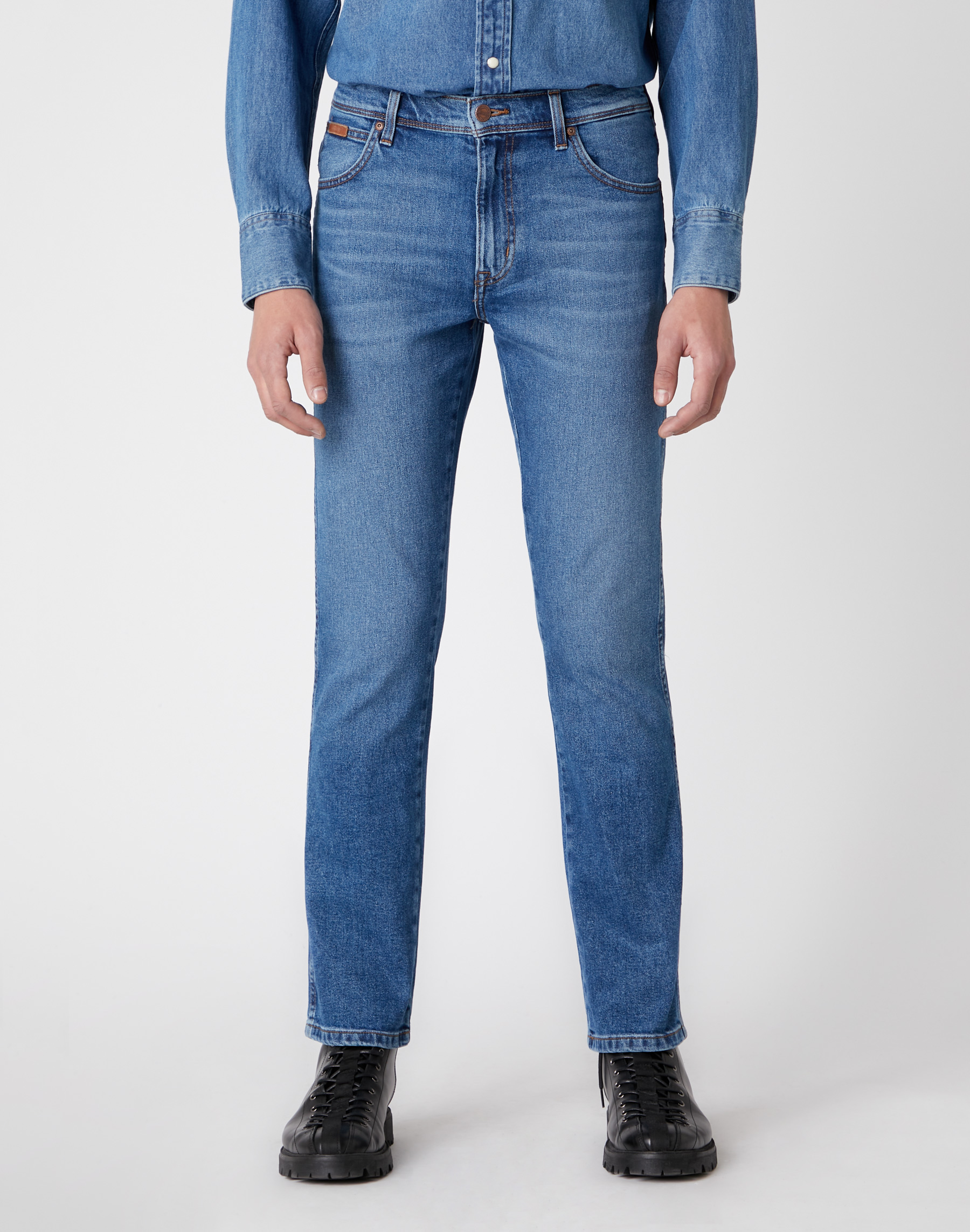 Wrangler Jeans Texas Slim 822 Authentic Slim Blue Lucky Star | Kelv