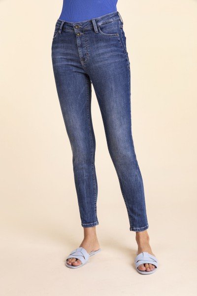 BLUE FIRE LARA stone used 1136.242