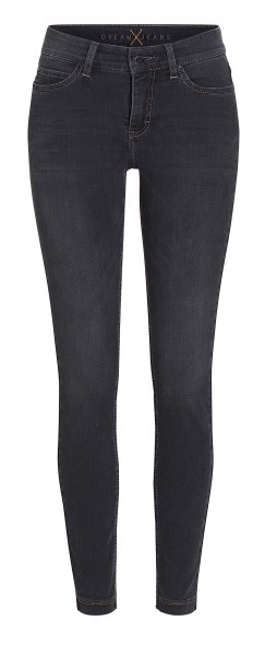 MAC DREAM SKINNY black slight use wash 5402-90-0355L-D985